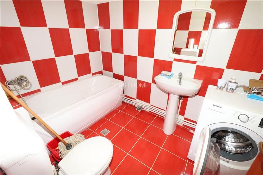 Garsoniera de vanzare in zona Penny Obor , etaj 3 (mansarda) - 9