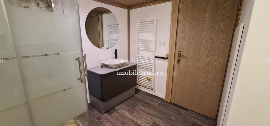 Apartament exclusivist km0, luxury class, 450 lei pe zi, max. 4 persoane - 24