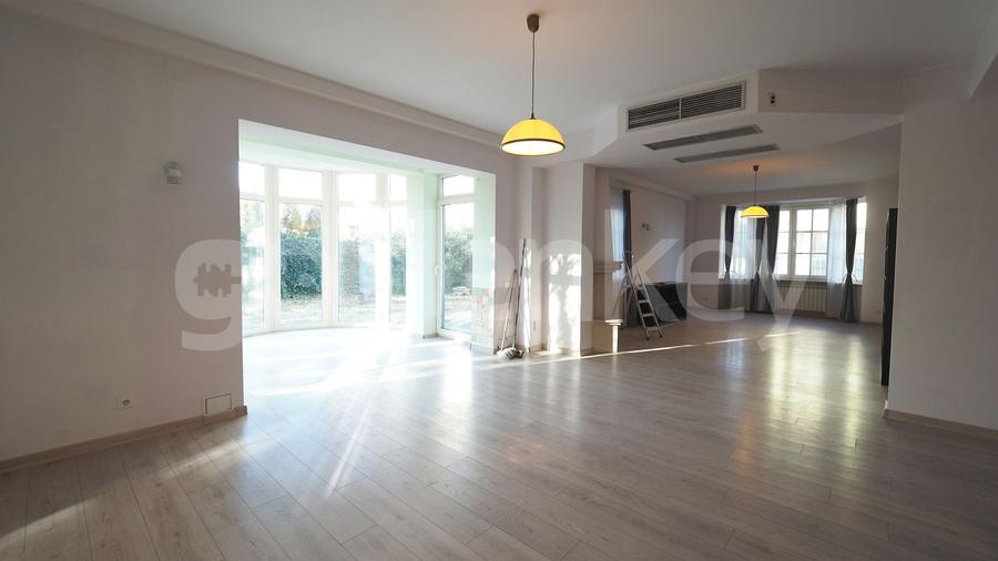 Vila duplex cu 4 dormitoare si 450mp gradina amenajata