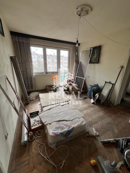 Apartament de vanzare 2 camere, in zona Micro 3