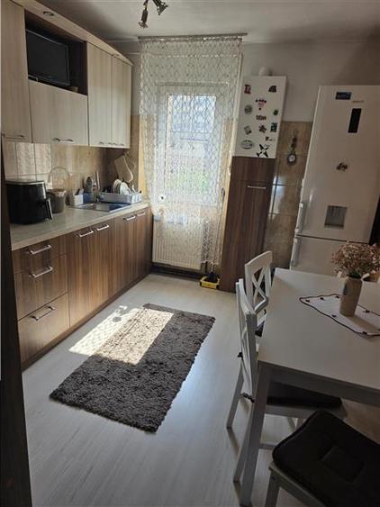 Apartament 2 camere, Garii