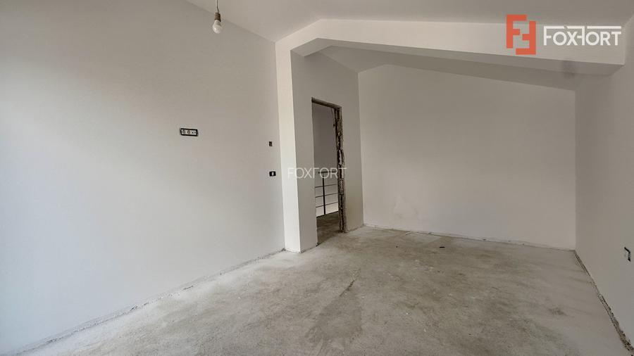 Duplex de vanzare 4 camere, langa Mega Image - Mosnita Noua - 8