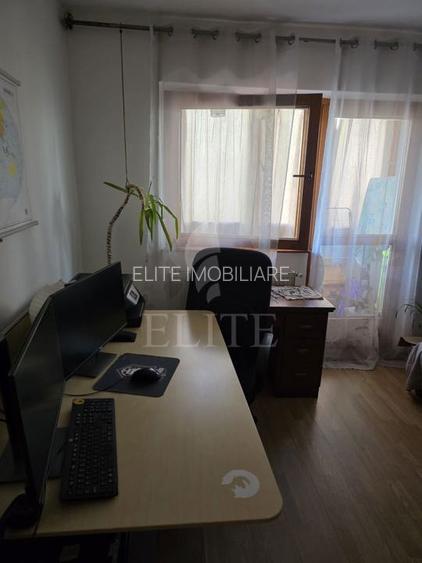 Apartament 3 camere în zona MOGOSOAIA - 10