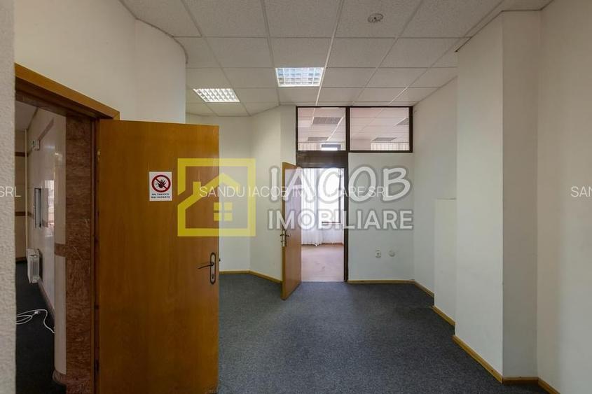 Spatiu comercial P+1, Buhusi, central, jud Bacau - 12