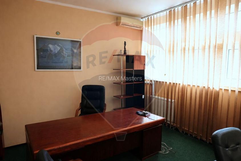 Spațiu comercial de vânzare - 8