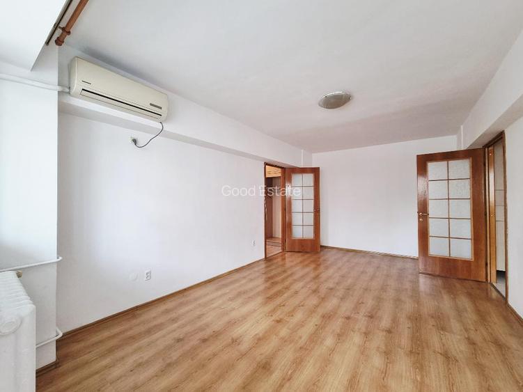 INCHIRIERE apartament 3 camere nemobilat Bd. Ion MIhalache 93 exclusiv pt LOCUIT - 19