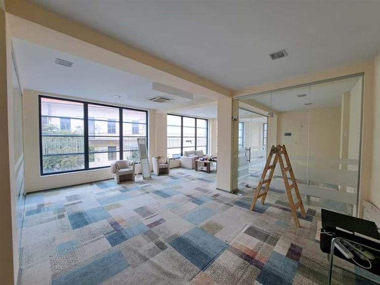 Spatiu comercial, 160 mp utili, situat in zona Semicentrala!