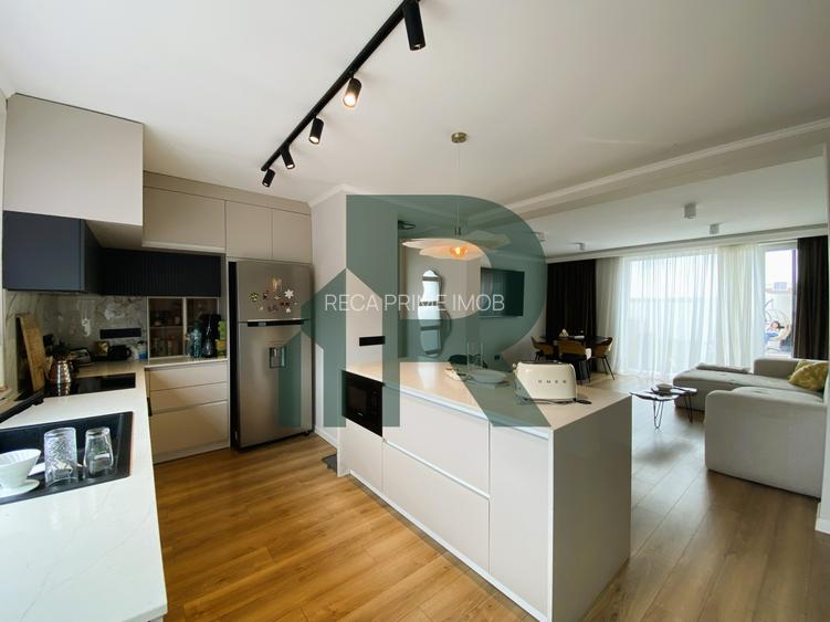 Duplex cu 4 camere 2 bai si curte libera 200 mp in Cisnadie - 14