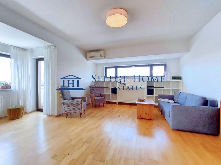 Bloc 2010| Ultracentral| Matei Voievod| 76 mp| View Superb - 2