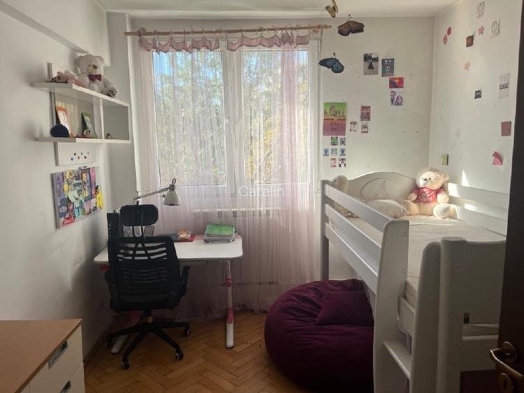 3 camere decomandat/5 min de statia Metrou Titan/3 min. parc/Centrala apartament - 4