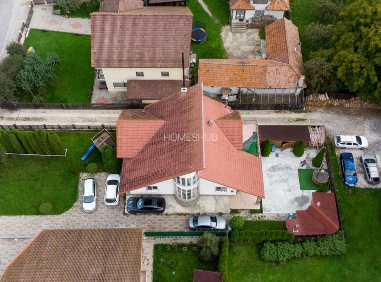 Vila spatioasa la intrare in Cheia – 7 Camere, Teren 747mp  - 2