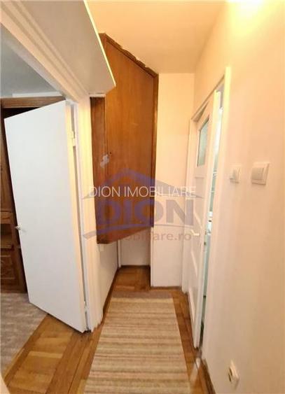 Gara de Nord  -  pe b-dul IG DUCA - 2 minute de metrou - 5