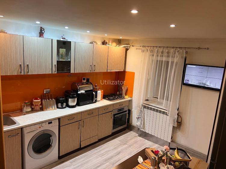 Vând apartament 3 camere decomandate zona ciresica - 10