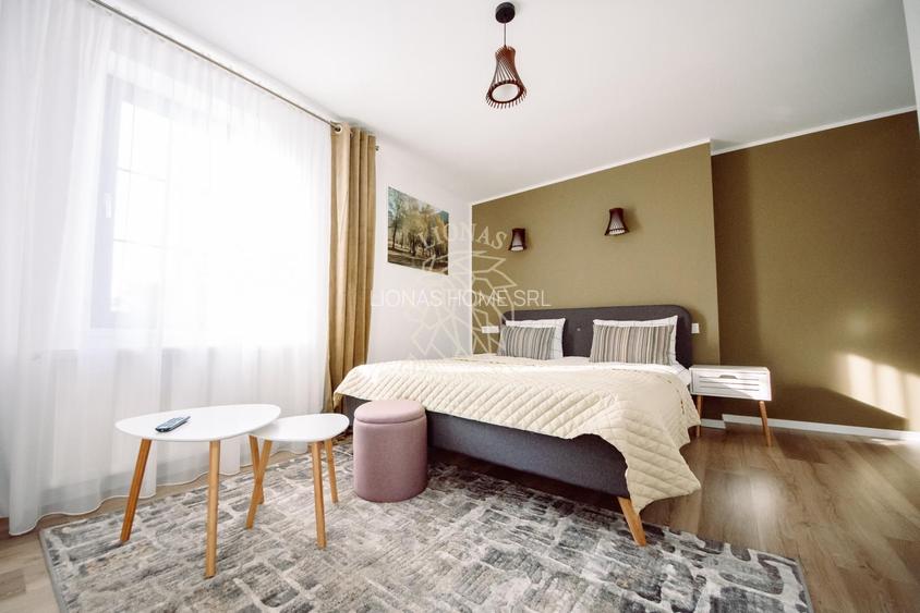 Pensiune Moderna 200 mp-teren 1000 mp-foisor-terasa-balcoane-Colibita - 3