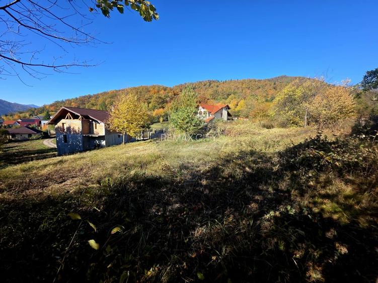 Casă / Vilă cu 5 camere de vânzare - 11