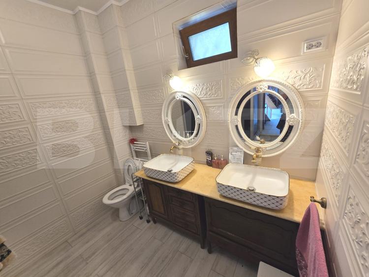 Resedinta Boiereasca pe N Gane , renovata exterior, ultracentrala - 12