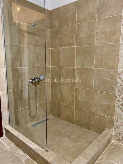 1 Bedroom Apartment | Balcony - Central Location - 8