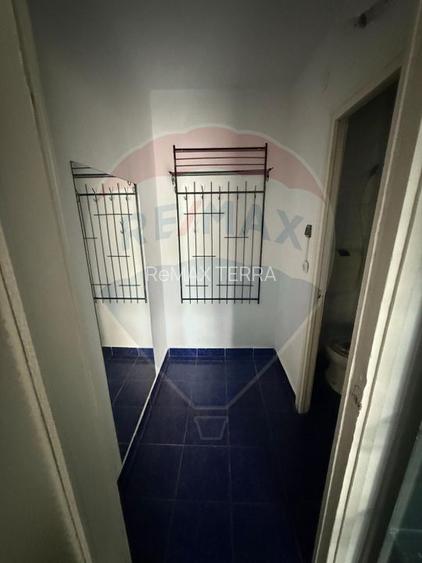 DE VANZARE Spațiu comercial versatil - 8