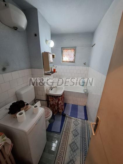 Complexul Studentesc, 2 camere cu balcon,parter - 12