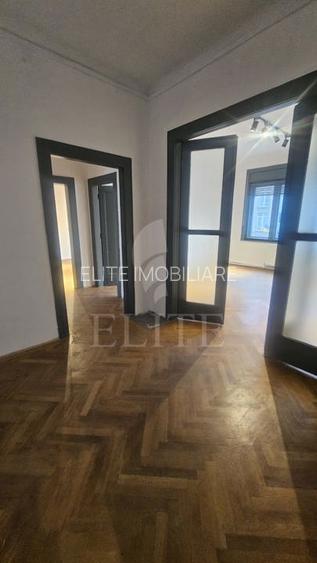 Apartament 4 camere în zona P-TA UNIRII - 2
