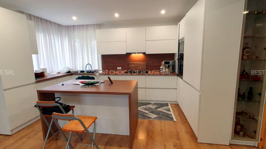 Casa de lux cu 400mp teren in V. Adanca, MOBILATA SI UTILATA 179500 EURO - 9
