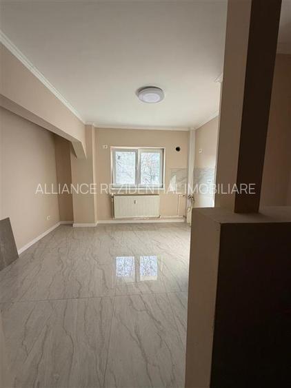 5 Min Metrou Aparatorii Patriei | Apartament 3 camere decomandat - 3