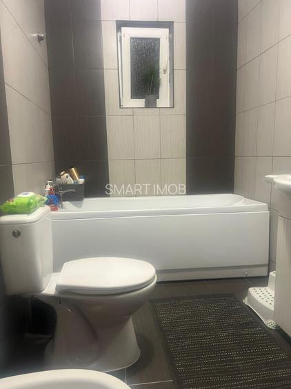 Apartament situat la mansarda Bradet 3 dormitoare Pret 77.000eur neg - 5