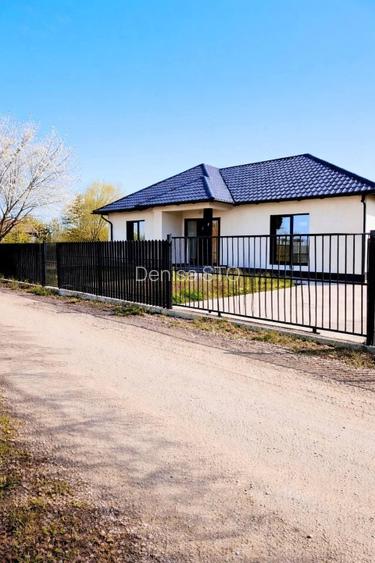 Casă de vânzare – Vișani, Bârnova - 2