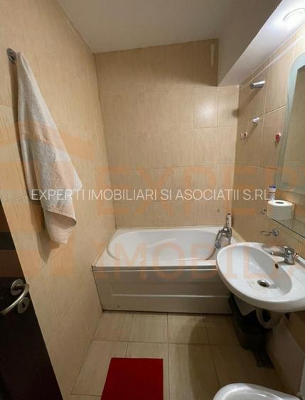 Garsoniera situata in zona Brotacei - China Mall - 4