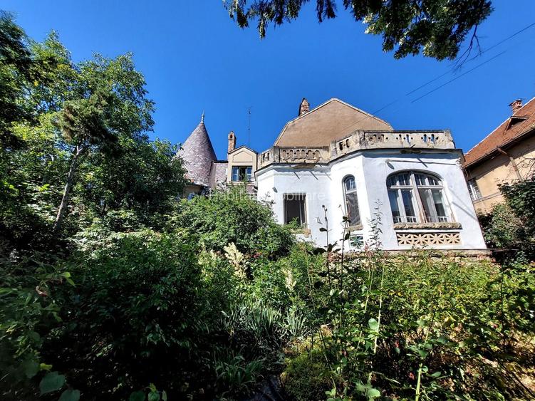 Vila impozanta  intr-o zona deosebita cu 1.440 mp teren - 2