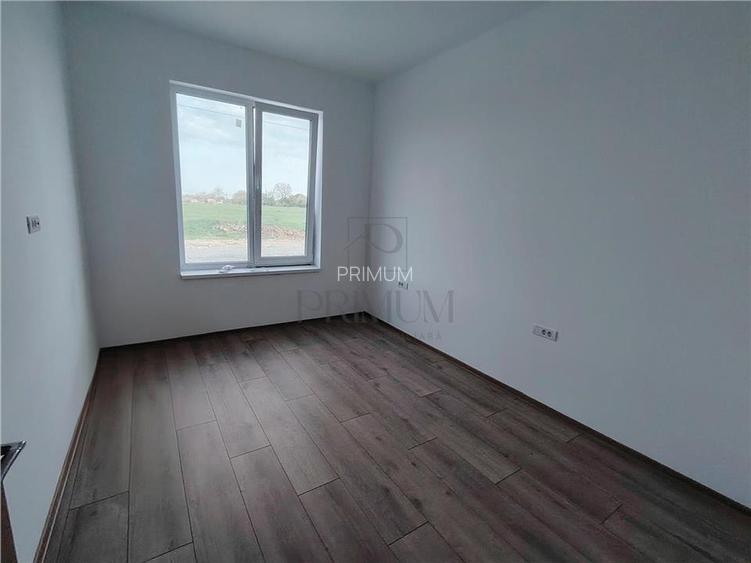 Duplex separat prin dressing - suprafete generoase - zona linistita - 7