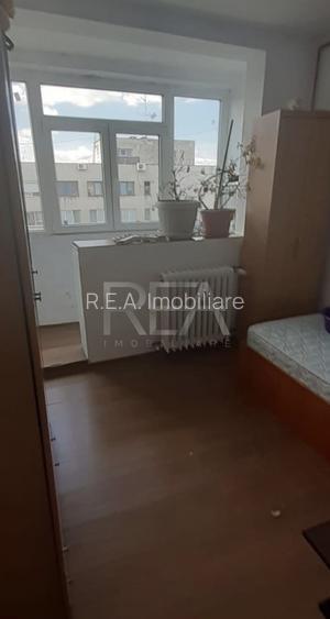 4 camere, semidecomandat,  10/10 -Drumul Taberei-Aleea Pascani - 2
