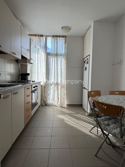 Inchiriere apt 3 cam decomandat, et 2/4, centrala proprie - 15