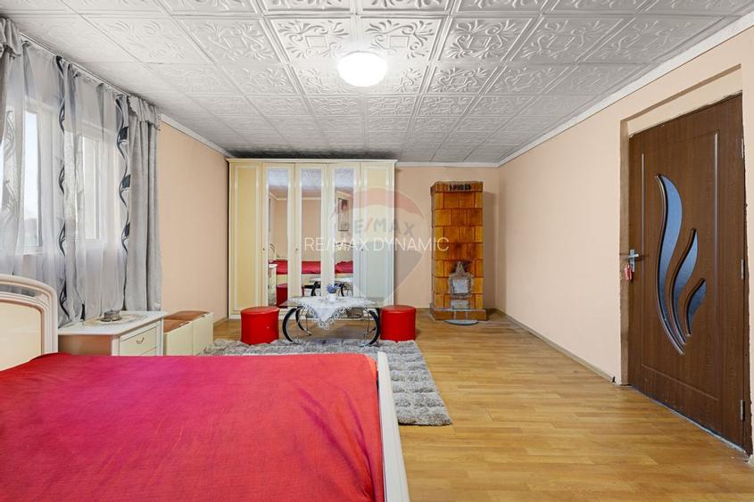 Casă cu 4 camere + anexa și teren 2056mp de vânzare Iratoșu - 6