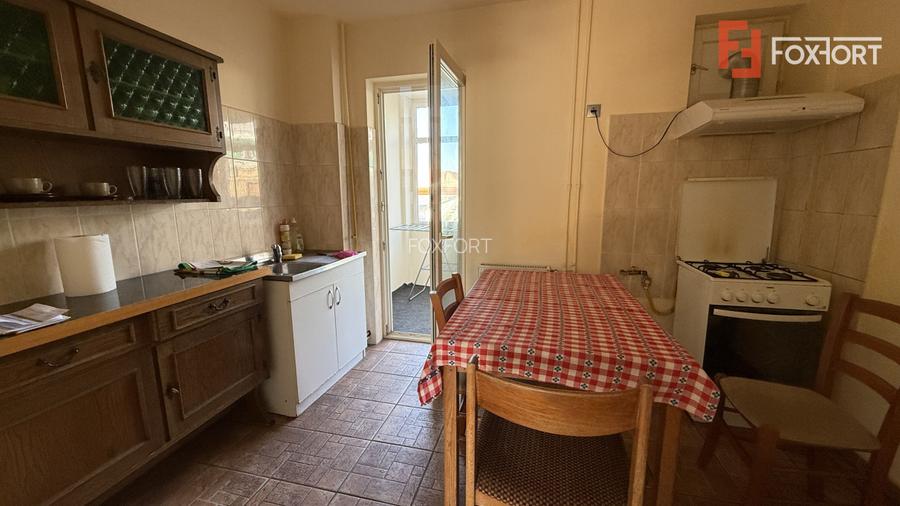Apartament cu 4 camere, de inchiriat, in Centrul orasului - 10