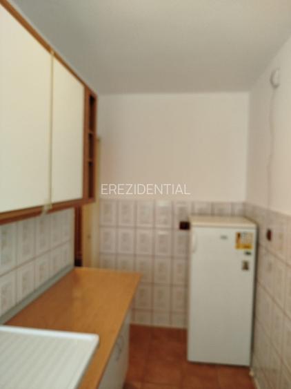 Garsoniera decomandata – Piata Victoriei - 5