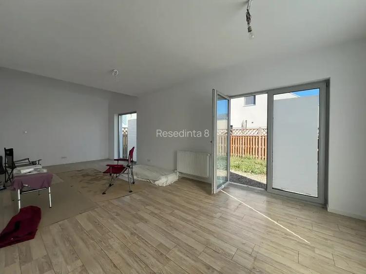 Liziera de Lac !!! Casa cocheta !!! Ansamblu privat cu multe facilitati !!! - 8