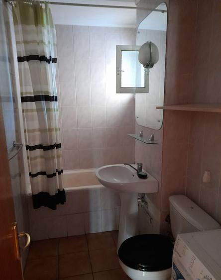 Masina de Paine | 3 Camere | Semidec | Balcon | 10/10