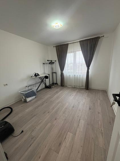 Apartament 4 camere Strada Cuza - Petresti - etaj 2 - 105 mp