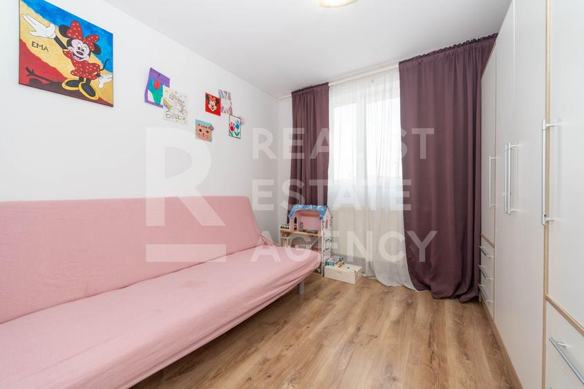 Vânzare, apartament cu 3 camere în zona Lujerului