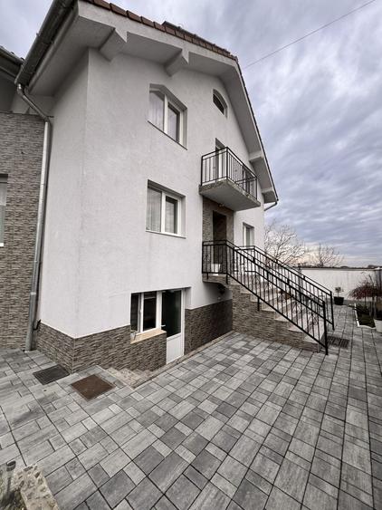 Vilă spațioasă cu 6 camere – Cartierul Viena, Oradea