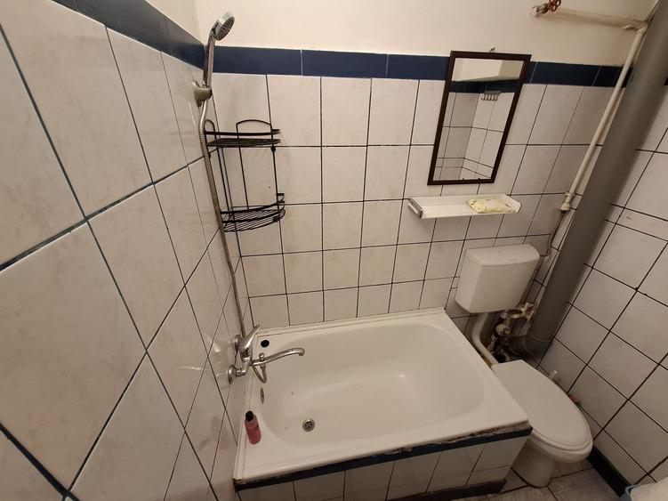 Garsonieră zona Far