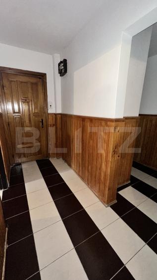 Apartament 4 camere, 77 mp, Zonă centrală