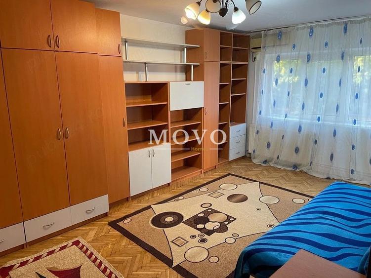 3 camere decomandate | etaj 1 | centrala proprie | 2 bai | Renovat
