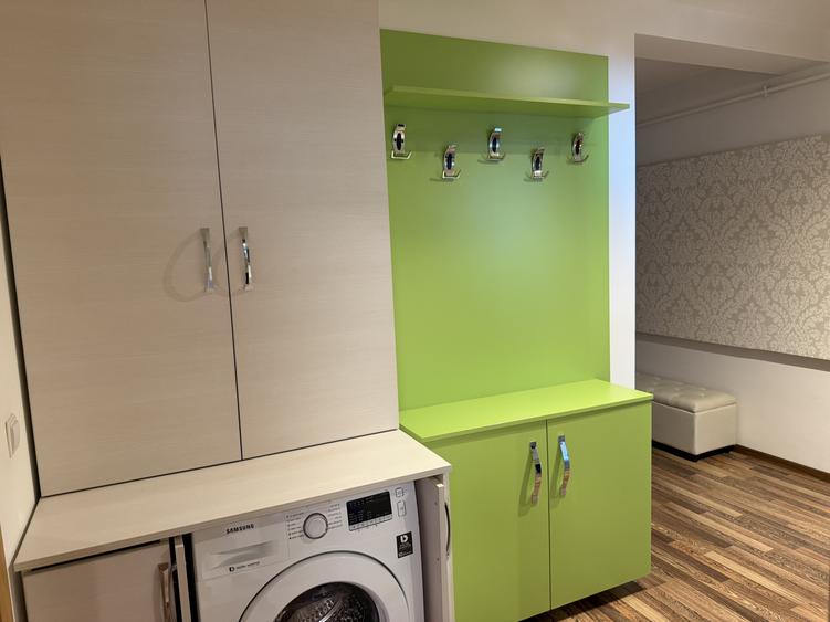 Apartament 2 camere cochet ,spatios str. Lupeni