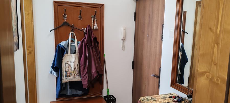 Oltenitei-Martisor, ap. 2 camere, 6/10, imbunatatiri, 110000 Euro.