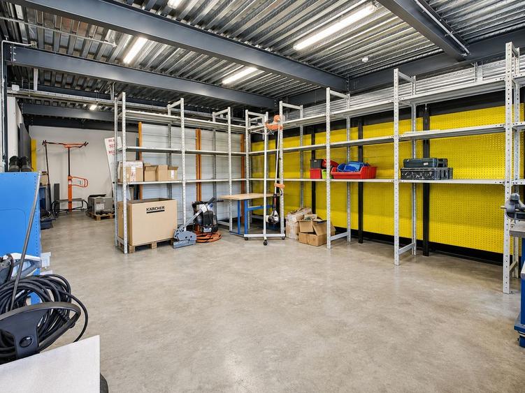 Spatiu comercial - 232 mp - Calea Sagului - Comision 0%