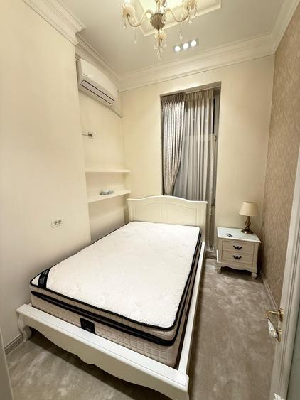 Apartament 2 camere transformate in 3 Carol I Mosilor Izvorul Rece