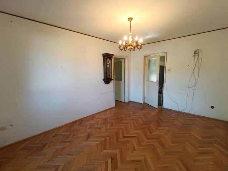 Apartament 4 camere, 80 mp, cartier Săsar