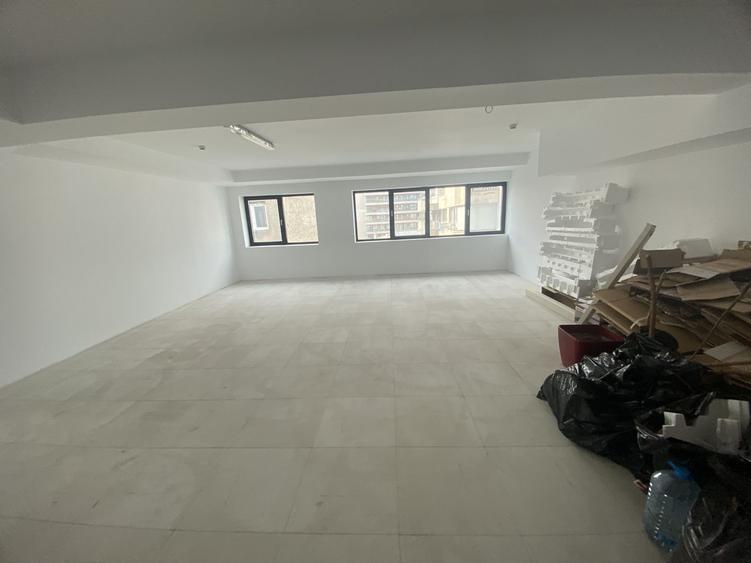 Birou modern 270 mp - Zona Dacia